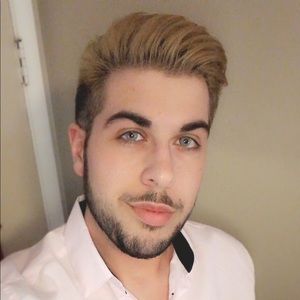 Meet your Posher, Christopher